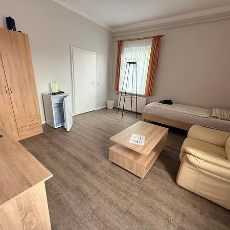 Motel Fuer Monteure *
