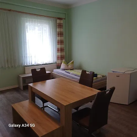 Fuer Monteure Motel